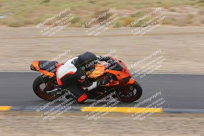 media/Sep-11-2022-SoCal Trackdays (Sun) [[81b7e951af]]/Turn 9 Inside (910am)/